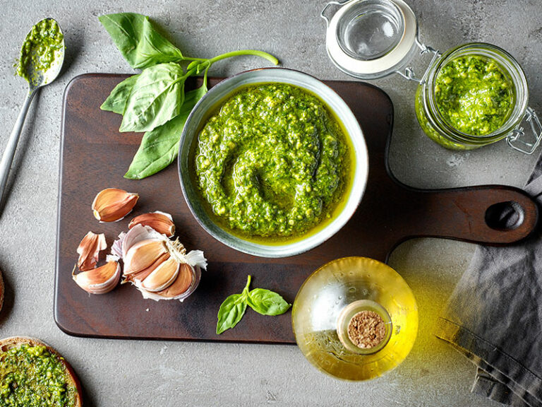 Use Versatile Sauce Pesto