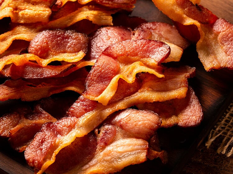 how-long-can-cooked-bacon-sit-out-reveal-the-secret-2023