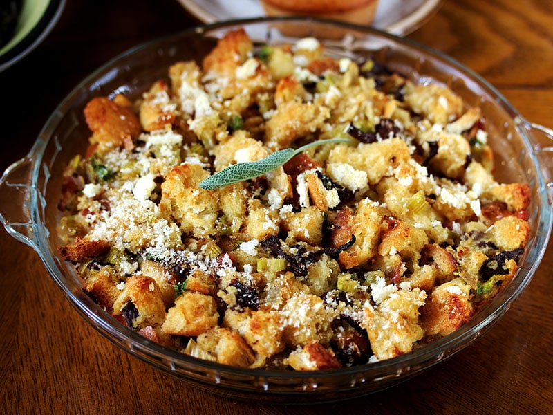 Dish Bread Stuffing Mushrooms