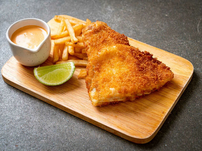 Fry Fish In Deep Fryer