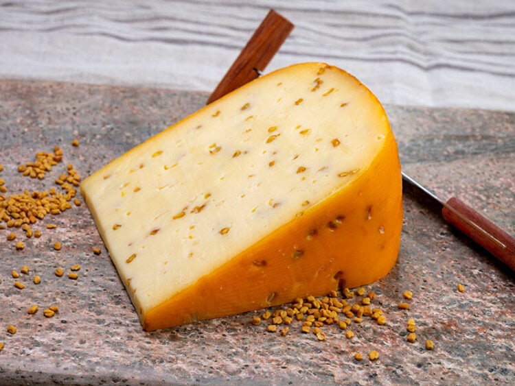 What Does Gouda Cheese Taste Like? Essential Insights 2024