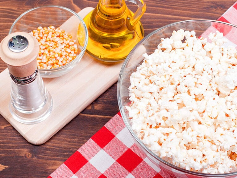 How To Get Seasoning To Stick To Popcorn: Easy And Effective Ways 2024