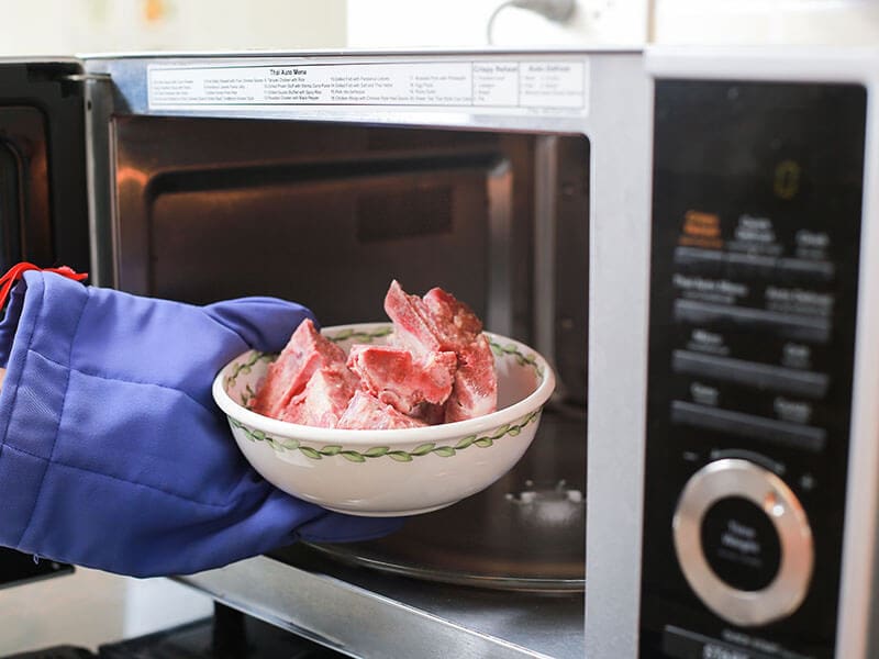 Defrosting Food Microwave