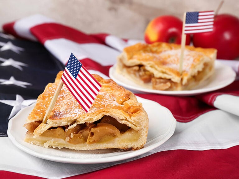 50 Most Popular American Foods Worth Craving For 2023