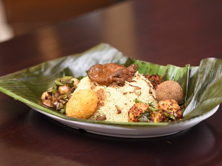 Sri Lankan Food: 23 Tasty and Traditional Dishes to Try