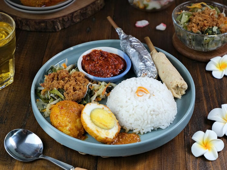 21 Unmissable Balinese Foods to Enjoy in 2024