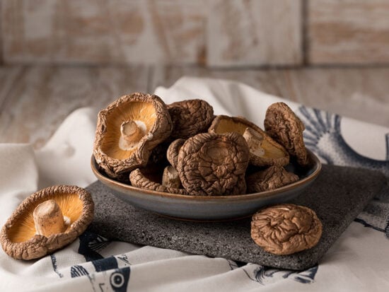 Dried vs. Fresh Mushrooms: Which is Better for Your Dish in 2024?