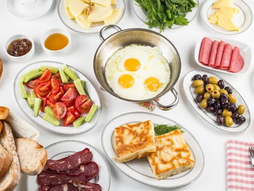 19 Greek Breakfast Recipes To Start Your Day In 2024