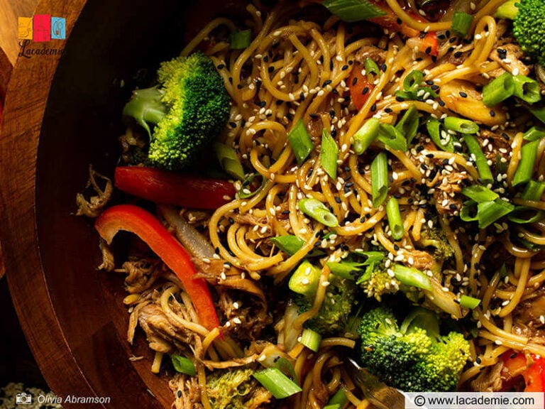 Crockpot Chicken Lo Mein