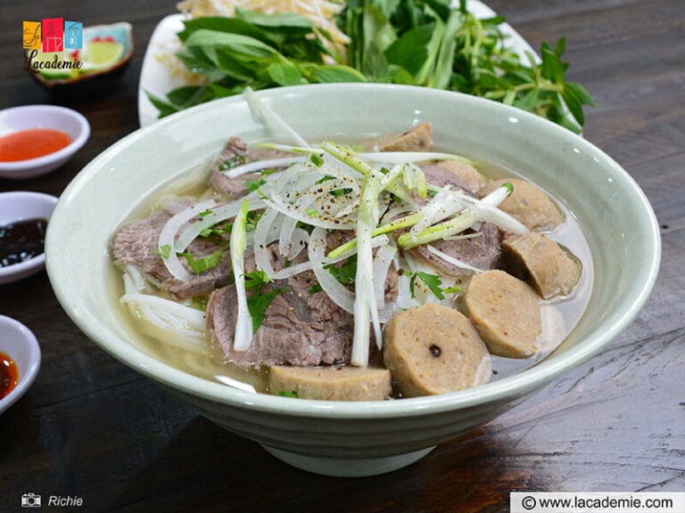 Vietnamese Beef Noodle Soup Recipe