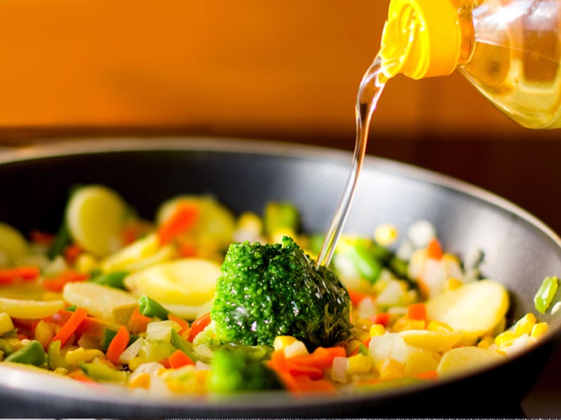 Cooking Vegetable Oil