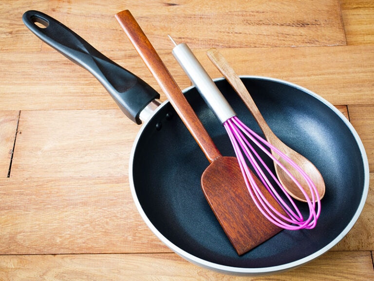 Carbon Steel Vs Non Stick Cookware