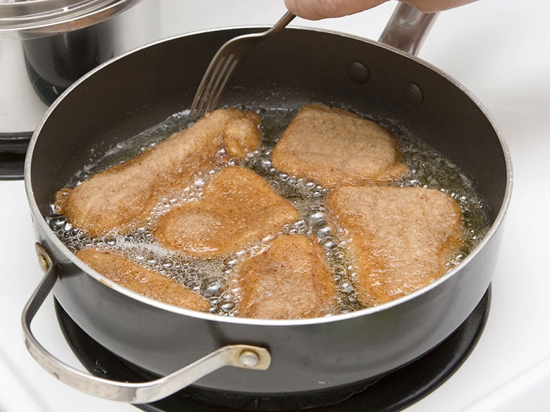 Frying Breaded Meat