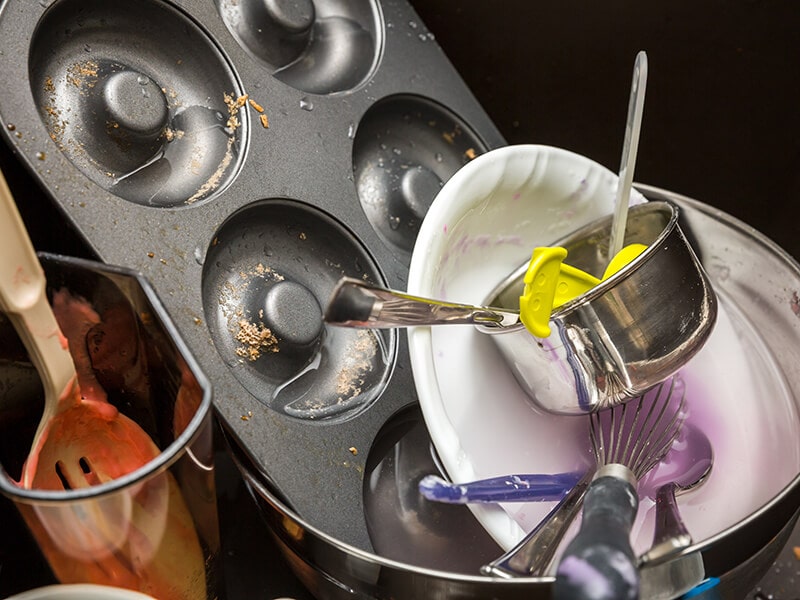 Dirty Baking Dishes