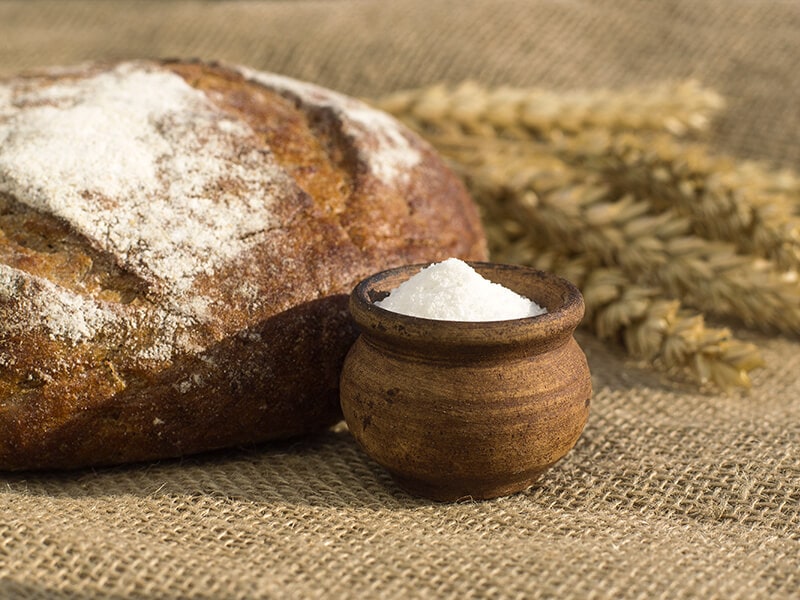 Make Bread With Salt