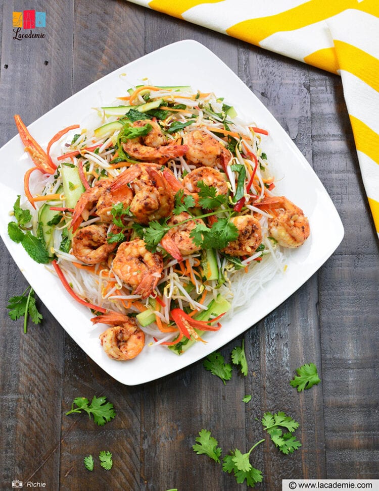 Vietnamese Shrimp Noodle Salad: A Must-Try!