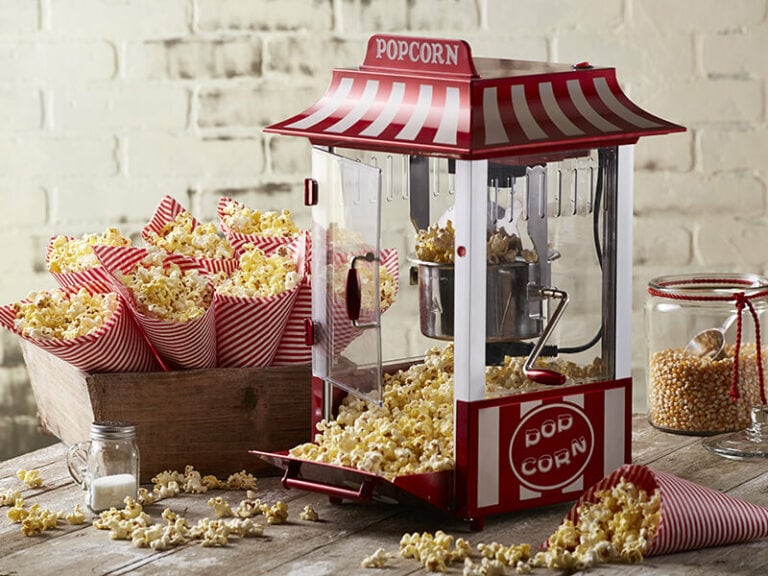 Types Of Popcorn And Popcorn Machines