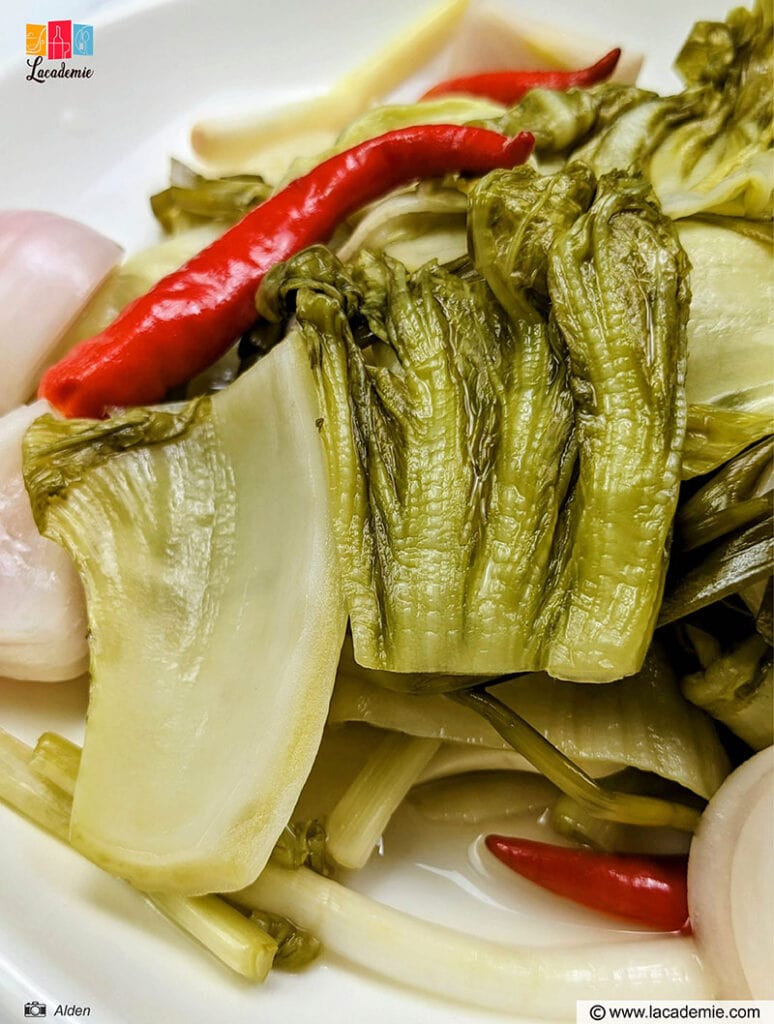 Vietnamese Pickled Mustard Greens Recipe (Dưa Chua)