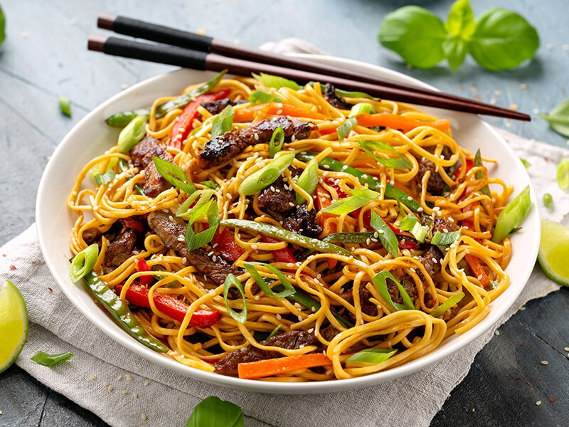 Stir Fry Noodles With Beef