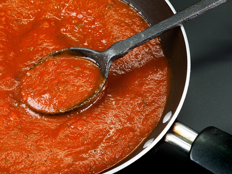 Tomato Sauce In Carbon Steel Cookware