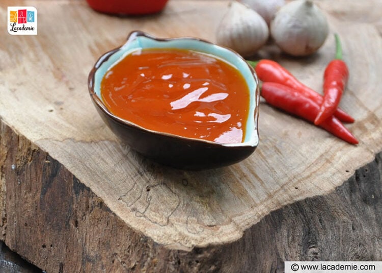 15 Best Vietnamese Sauces In 2024 Dip Into Vietnam S Flavor   Vietnam Chili Sauce 750x535 